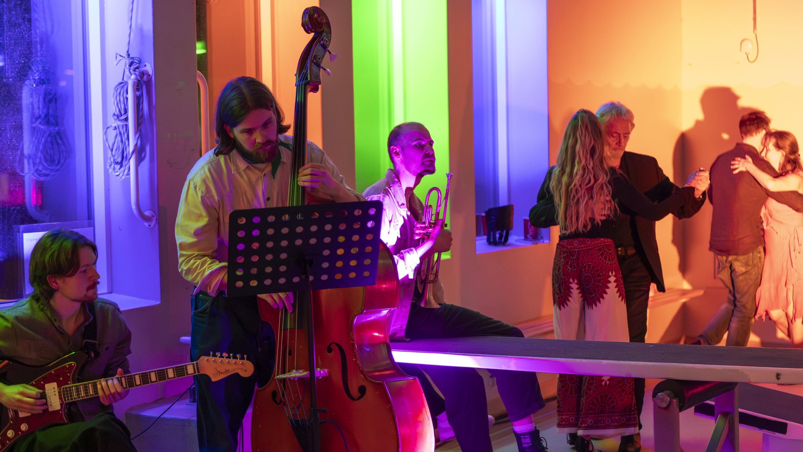 Jazz band at RIFF pool cinema